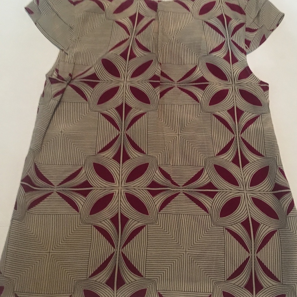 Geometric Patterned Women's Top - image 6